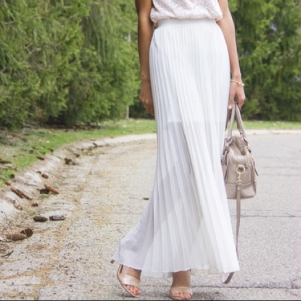 Zara White chiffon pleated maxi skirt - Picture 2 of 6